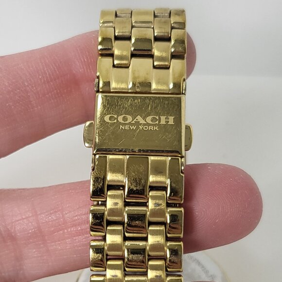 Coach brand ladies gold-tone watch with white round face EUC - Picture 5 of 6